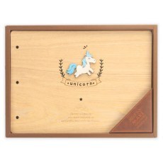 WOODEN ALBUM UNICORN 28 SHEETS